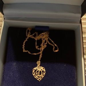 14k brand new yellow gold necklace with pendant